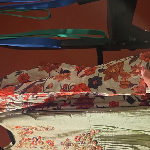 Cotton Anarkali/dress With Embroidered Duster - Picture 6 of 11